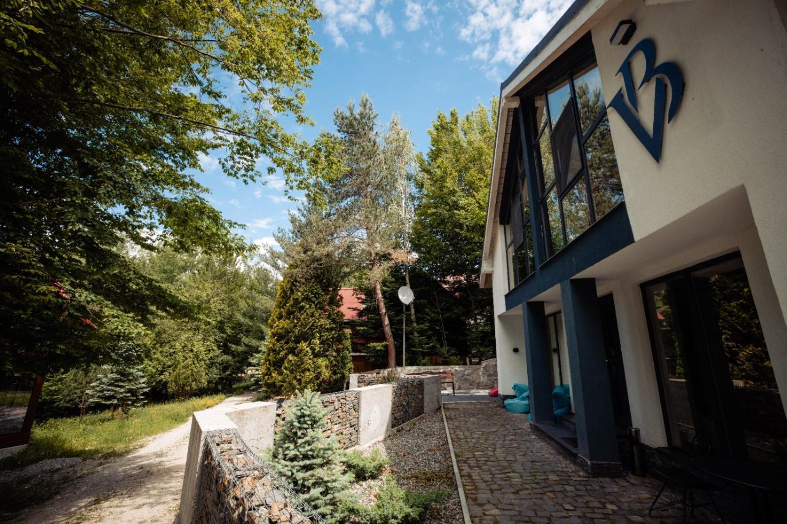 Vila Blanc Valiug Crivaia Exterior foto